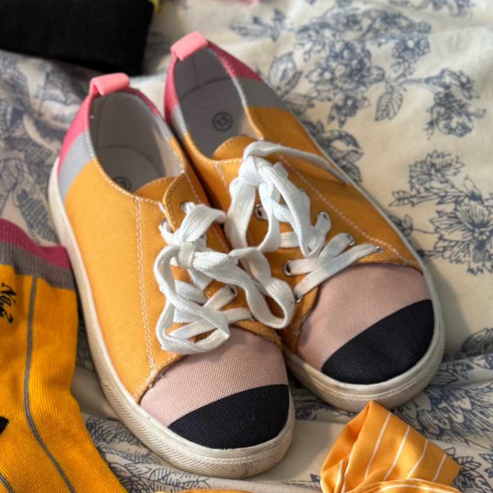 Sparkle in pink pencil shoes set